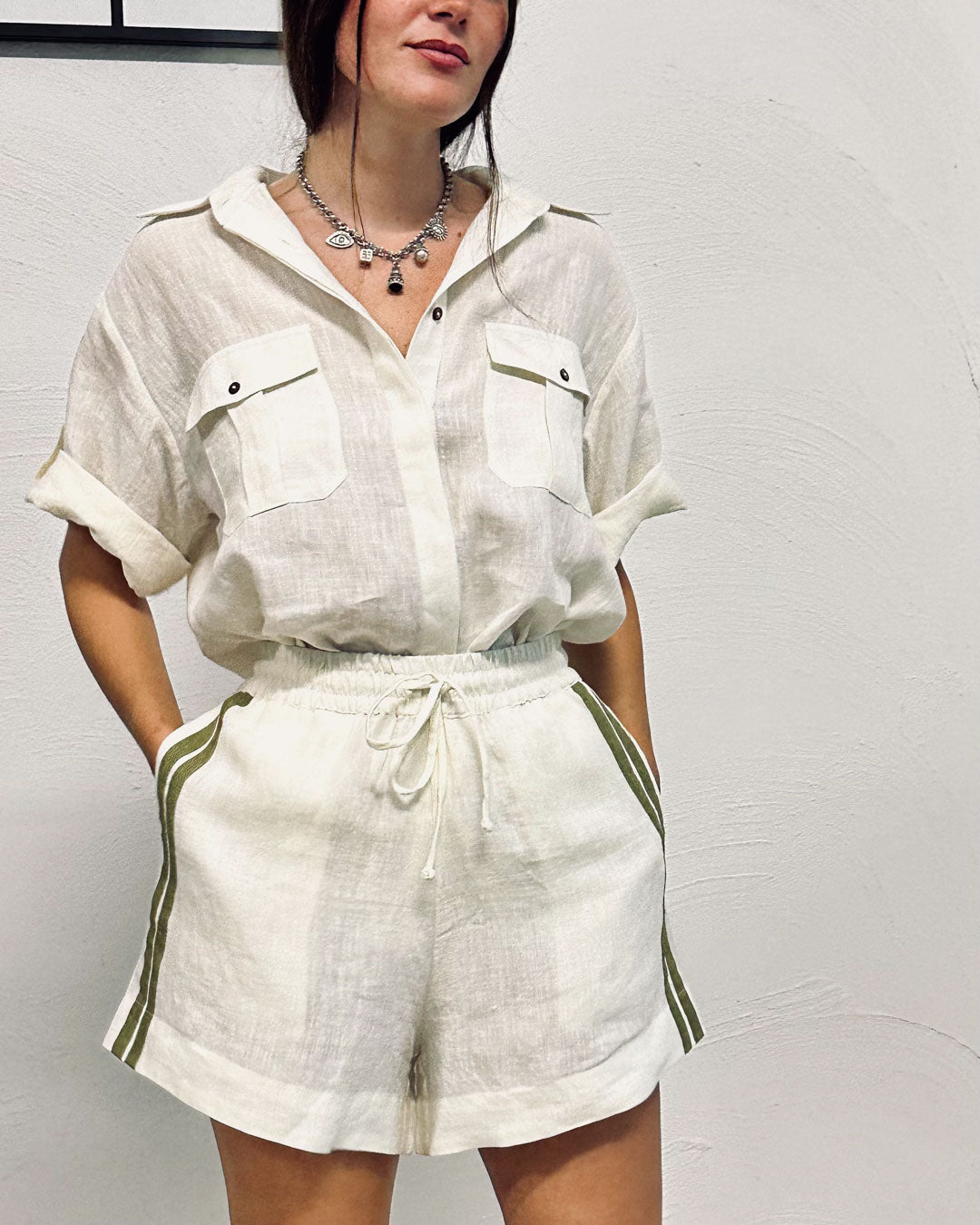 Goddess Short - Cloud White