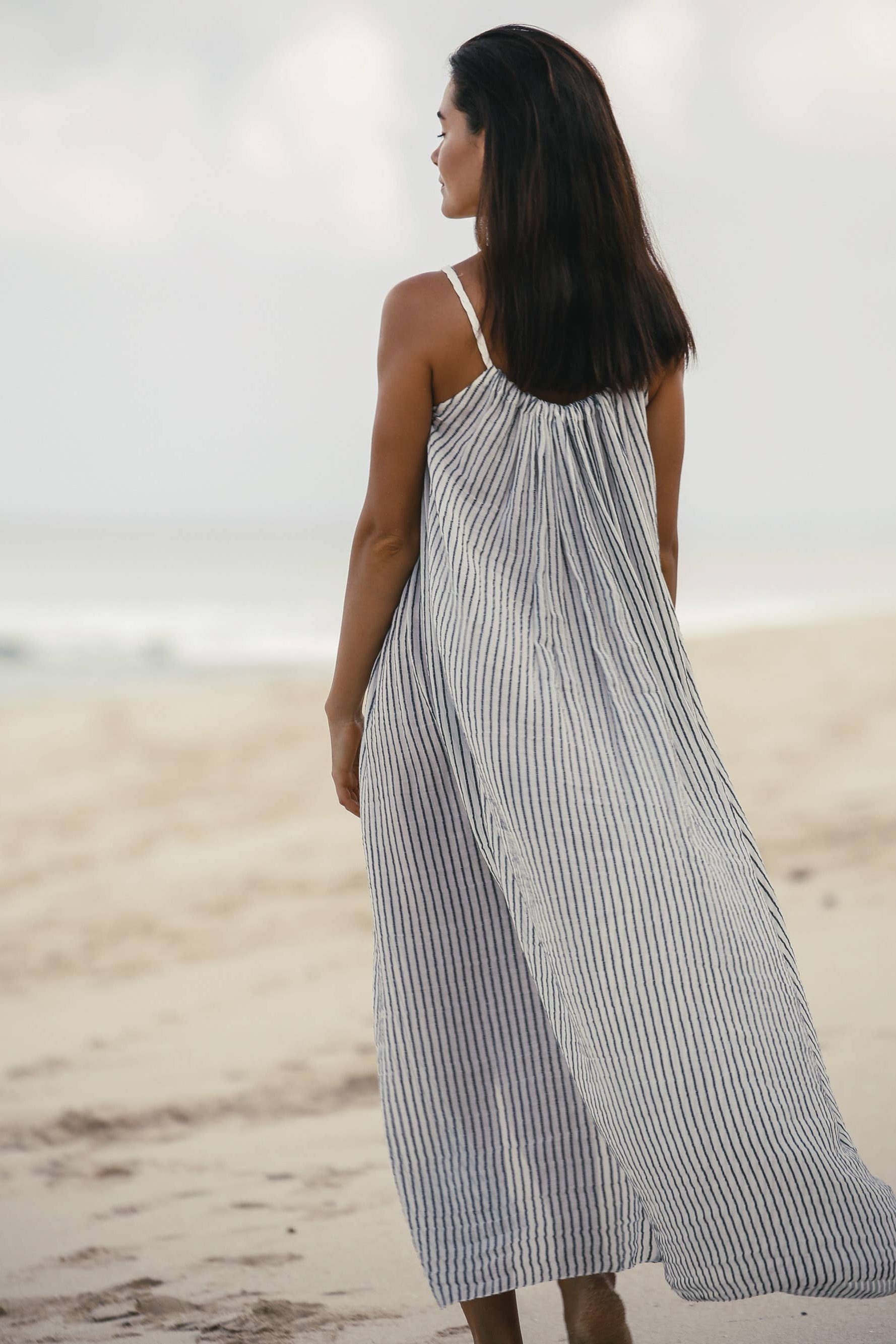 Breeze Beach Dress - BW Stripe