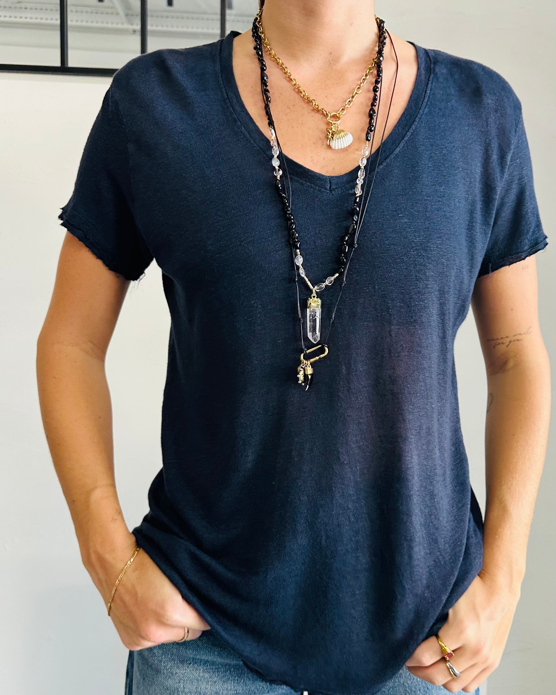 Kate Navy V-neck linen tee