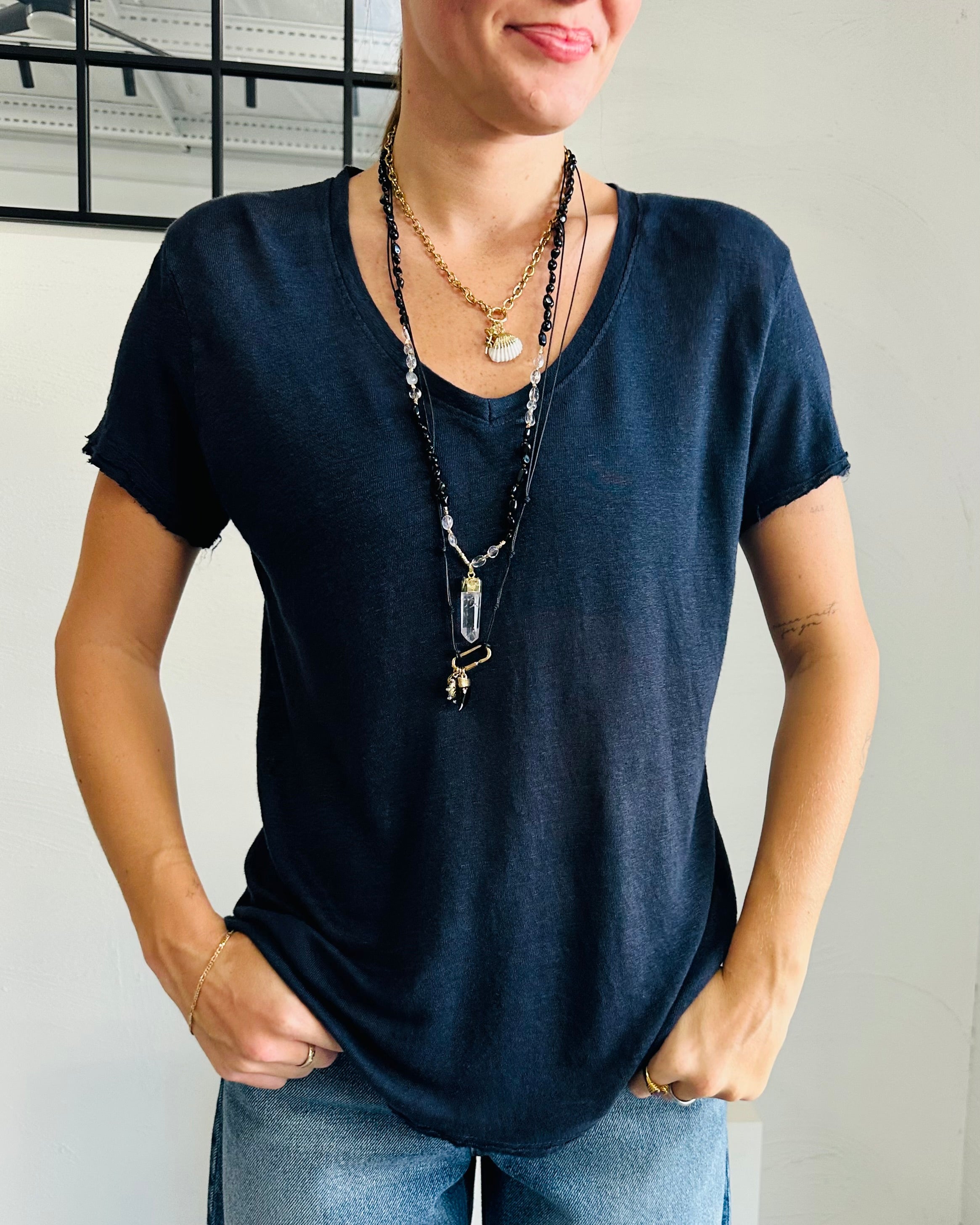 Kate Navy V-neck linen tee