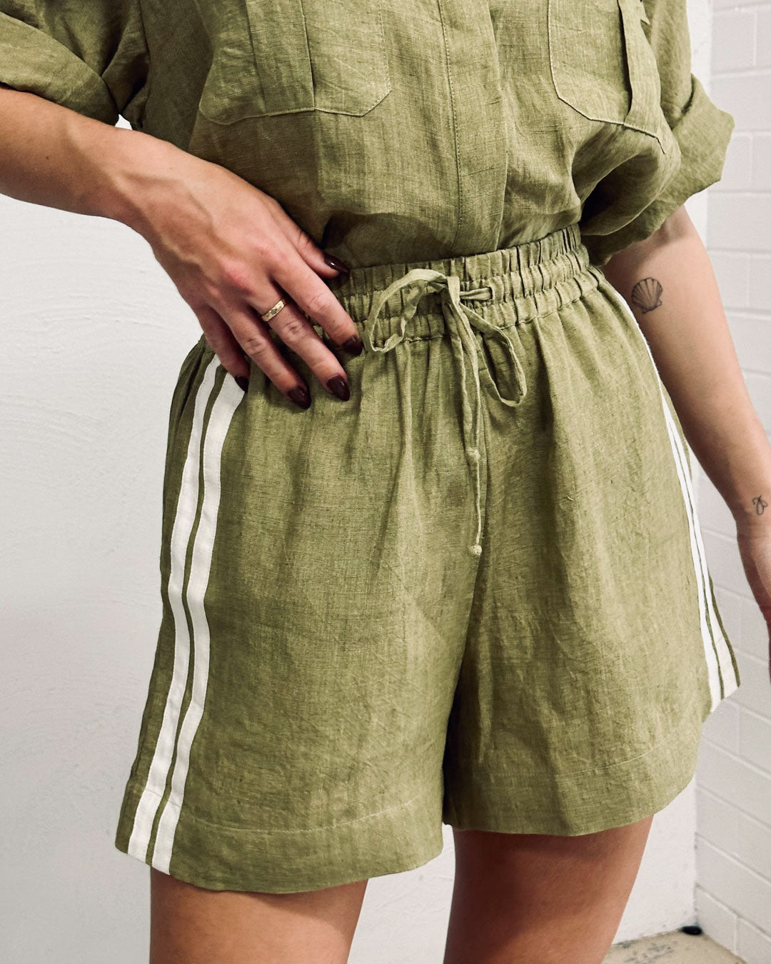 Goddess Short - Pistachio