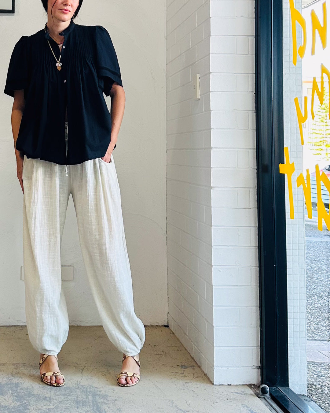 Geni Pant - Ivory