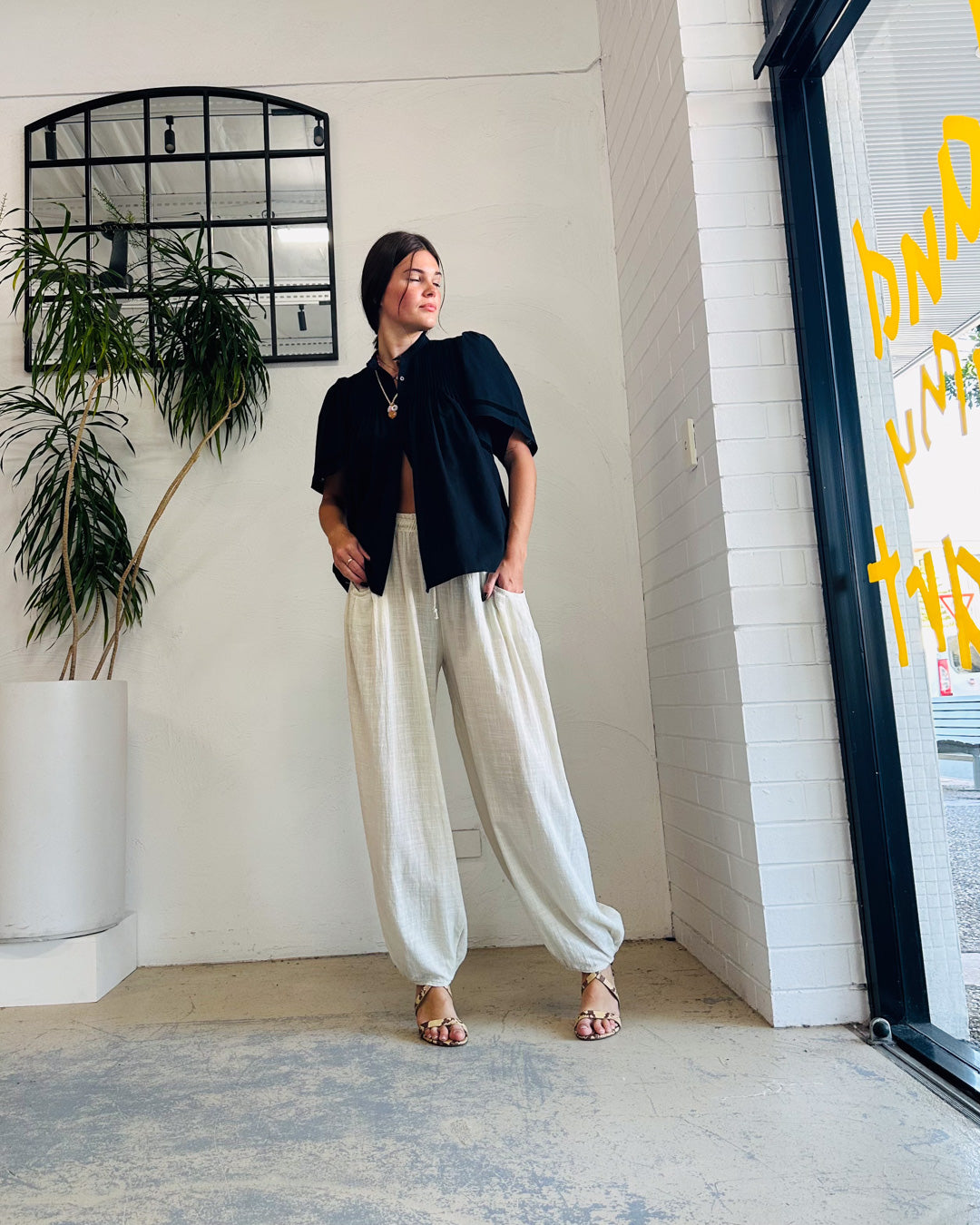 Geni Pant - Ivory