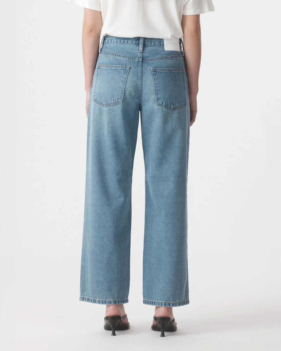 Rachel 29"Leg Mid Rise Boyfriend Leg Jean